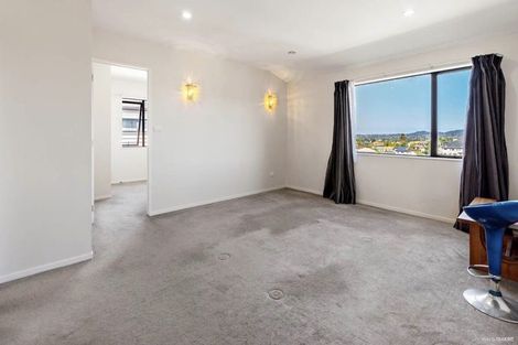 Photo of property in 234 Sturges Road, Henderson, Auckland, 0612