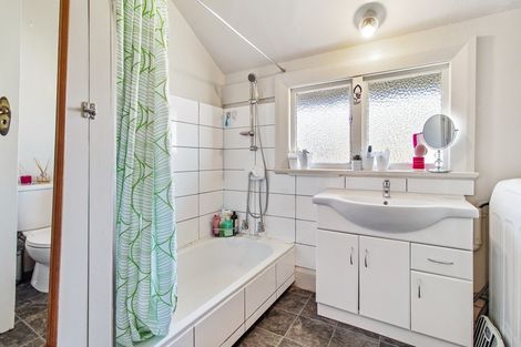 Photo of property in 2/11 Selwyn Street, Maori Hill, Timaru, 7910