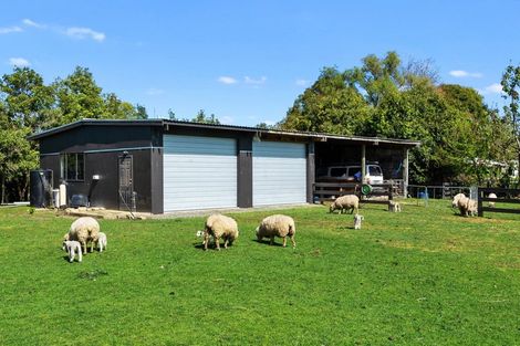 Photo of property in 1/1972 Kakaramea Road, Ngahinapouri, Hamilton, 3290