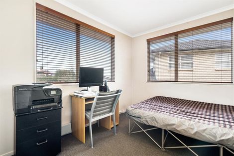 Photo of property in 2/39 Marriott Road, Pakuranga, Auckland, 2010