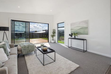 Photo of property in 6 Uta Lane, Wharewaka, Taupo, 3330