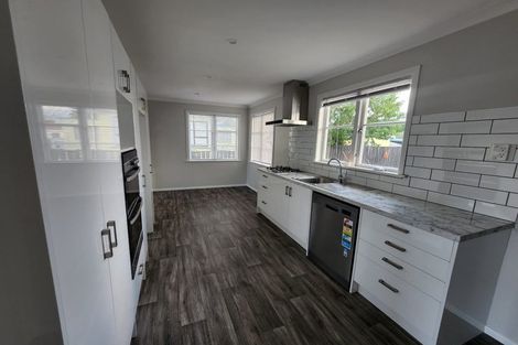 Photo of property in 124 Liverpool Street, Levin, 5510