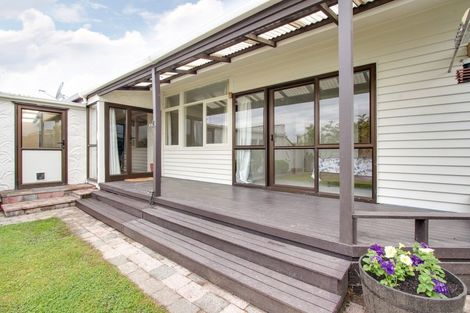 Photo of property in 1/125 Taradale Road, Onekawa, Napier, 4110