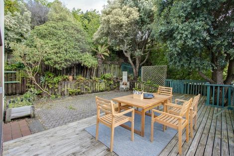 Photo of property in 16 France Road, Bluff Hill, Napier, 4110