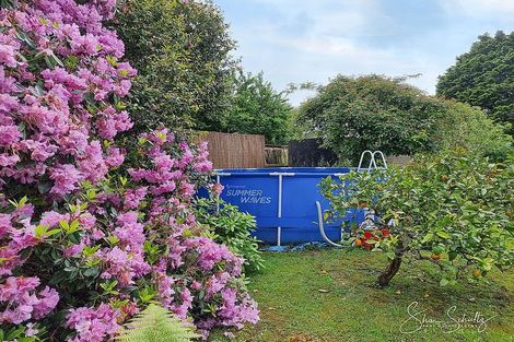 Photo of property in 10 Franklin Road, Paparoa, 0571