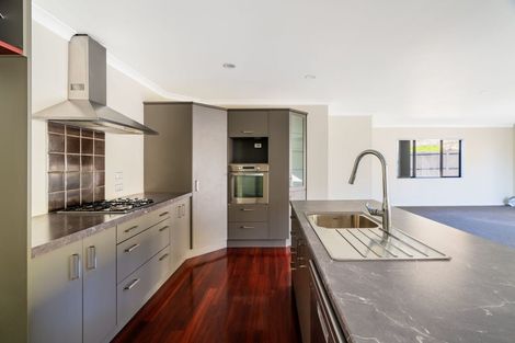 Photo of property in 5 Elenora Close, Grandview Heights, Hamilton, 3200