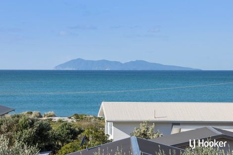Photo of property in 246 Seaforth Road, Waihi Beach, 3611
