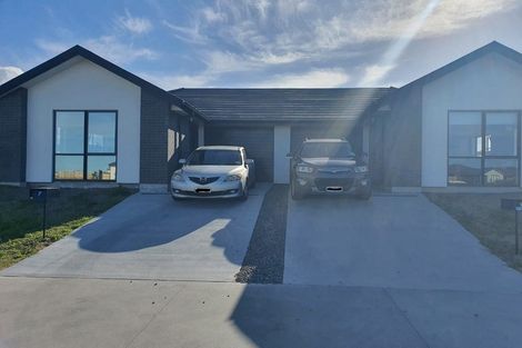 Photo of property in 7 Kahotea Place, Papamoa Beach, Papamoa, 3118