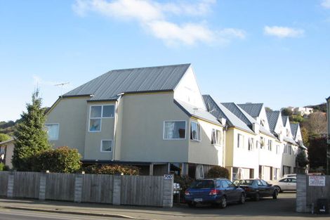 Photo of property in 5/700 Great King Street, North Dunedin, Dunedin, 9016