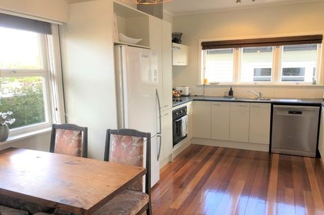 Photo of property in 18 Mcnicol Street, Fairfield, Hamilton, 3214