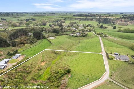 Photo of property in 42 Serenity Lane, Koputaroa, Shannon, 5571