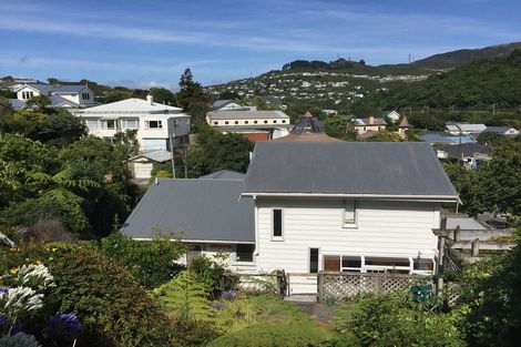Photo of property in 7 Crofton Road, Ngaio, Wellington, 6035