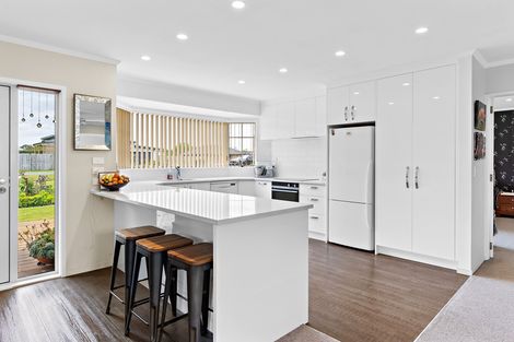 Photo of property in 71 Frederick Street, Carterton, 5713