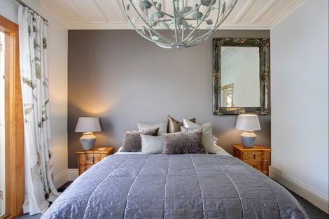 Photo of property in 12 Farndon Road, Clive, 4102