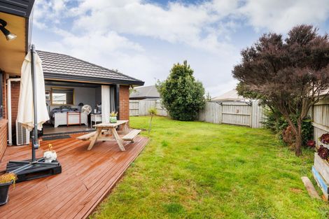 Photo of property in 12 Walnut Grove, Kelvin Grove, Palmerston North, 4414