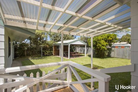 Photo of property in 1 Patterson Place, Waihi Beach, 3611