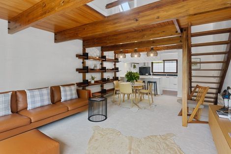 Photo of property in 16 Office Road, Merivale, Christchurch, 8014