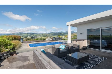 Photo of property in 23 Katania Heights, Brightwater, 7022