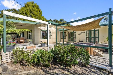 Photo of property in 238 Tauraroa Road, Maungakaramea, Whangarei, 0178