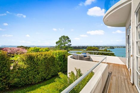 Photo of property in 21 Renoir Street, West Harbour, Auckland, 0618