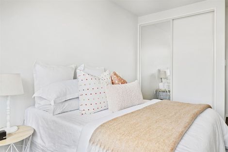 Photo of property in 56 Mcfaddens Road, St Albans, Christchurch, 8052