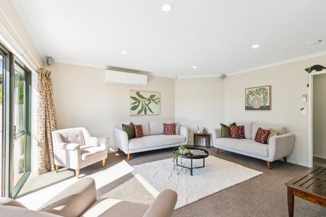 Photo of property in Redwood Village, 29/42 Main Road, Tawa, Wellington, 5028