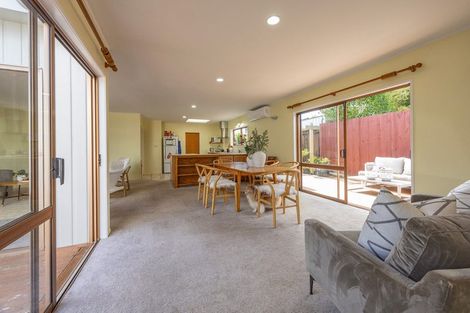 Photo of property in 1/51a View Road, Henderson, Auckland, 0612