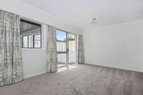 Photo of property in 16 Elizabeth Street, Kensington, Whangarei, 0112