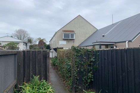 Photo of property in 2/17 Stoneyhurst Street, St Albans, Christchurch, 8014