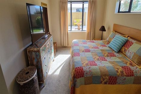 Photo of property in 66 Aroha Street, Pegasus, 7612