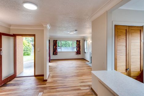 Photo of property in 27 Shackleton Street, Maraenui, Napier, 4110