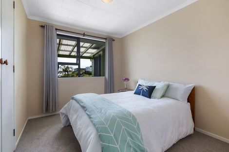 Photo of property in 53 Stratford Drive, Cable Bay, 0420