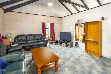 Photo of property in 84 Victoria Street, Carterton, 5713