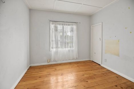 Photo of property in 24 Station Road, Paeroa, 3600