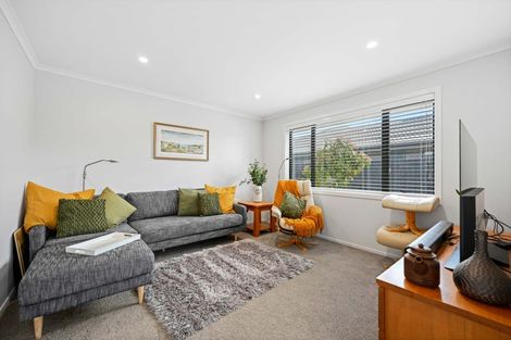 Photo of property in 63 Ladeira Place, Fitzroy, Hamilton, 3206