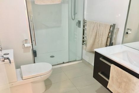 Photo of property in 1i/136 Stancombe Road, Flat Bush, Auckland, 2016