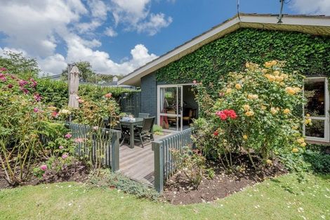 Photo of property in 248 Te Moana Road, Waikanae, 5036