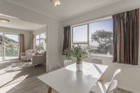 Photo of property in 4 Chanel Grove, Waterloo, Lower Hutt, 5011