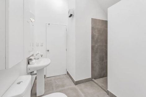 Photo of property in 4/1010 Colombo Street, St Albans, Christchurch, 8014