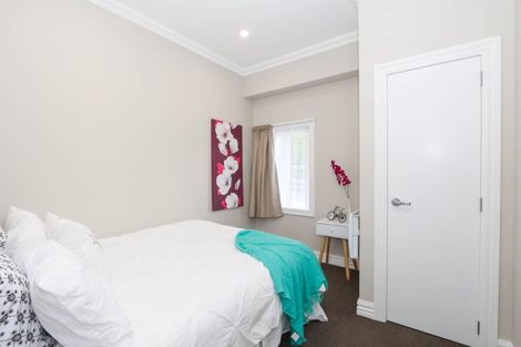 Photo of property in 84 Salamanca Road, Kelburn, Wellington, 6012