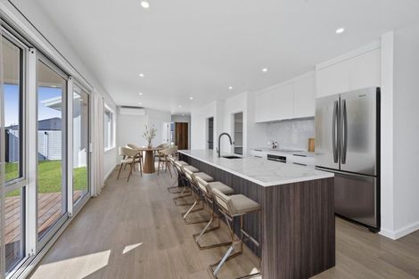 Photo of property in 17 Arihi Crescent, Frimley, 4120