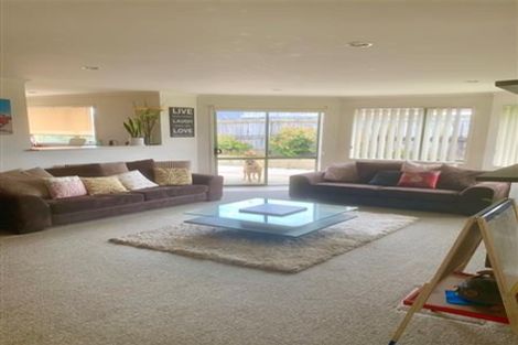 Photo of property in 38 Cyclamen Road, Mangere, Auckland, 2022