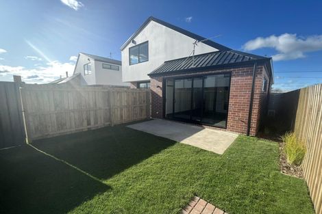 Photo of property in 1/21 Montreal Street, Sydenham, Christchurch, 8023