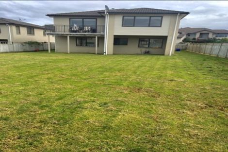 Photo of property in 5 Lagoon View, Gulf Harbour, Whangaparaoa, 0930