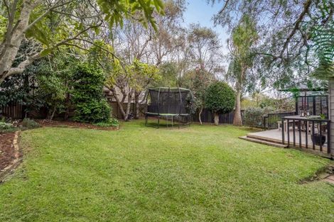 Photo of property in 2 Nutsey Avenue, Northcote, Auckland, 0627