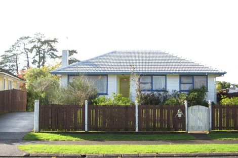 Photo of property in 7 Antrim Crescent, Otara, Auckland, 2023