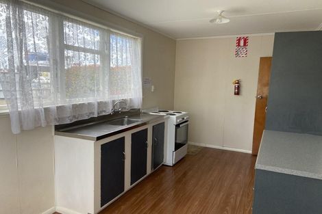 Photo of property in 2 Takahe Street, Frankton, Hamilton, 3204