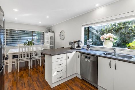 Photo of property in 19a Riddell Road, Glendowie, Auckland, 1071