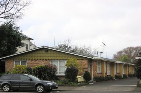 Photo of property in 1/121 Fitzherbert Avenue, West End, Palmerston North, 4410