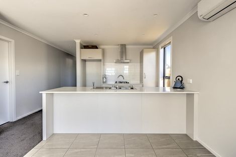 Photo of property in 53 Waruhia Crescent, Rototuna North, 3281